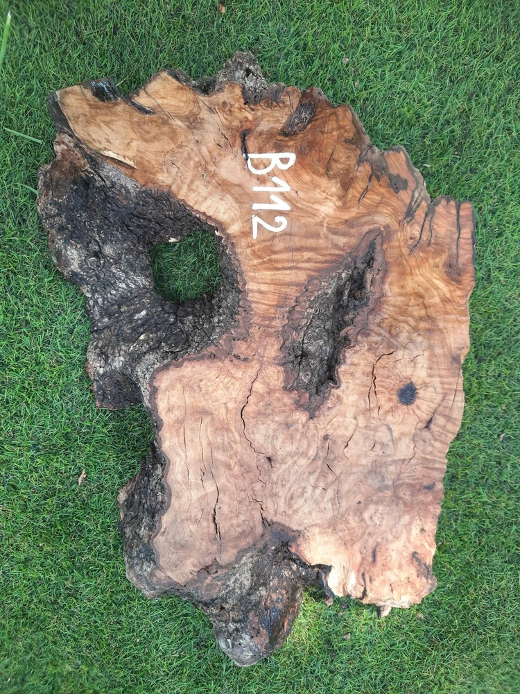 B122 Olivová deska 80x27x4,5 cm