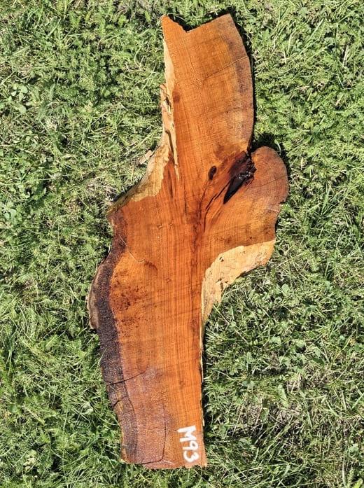 M093 Meruňkové dřevo 57x26x5 cm