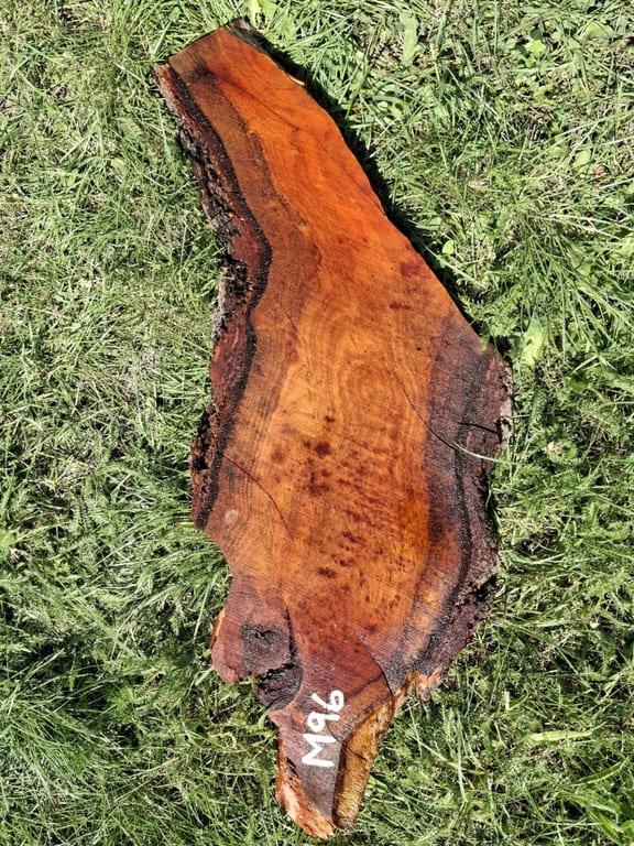 M096 Meruňkové dřevo 75x24x4,5 cm