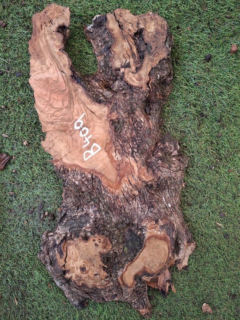 B409 Olivová deska 41x17x4,5 cm