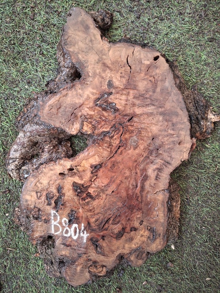 B804 Olivová deska 36x23x4,5 cm