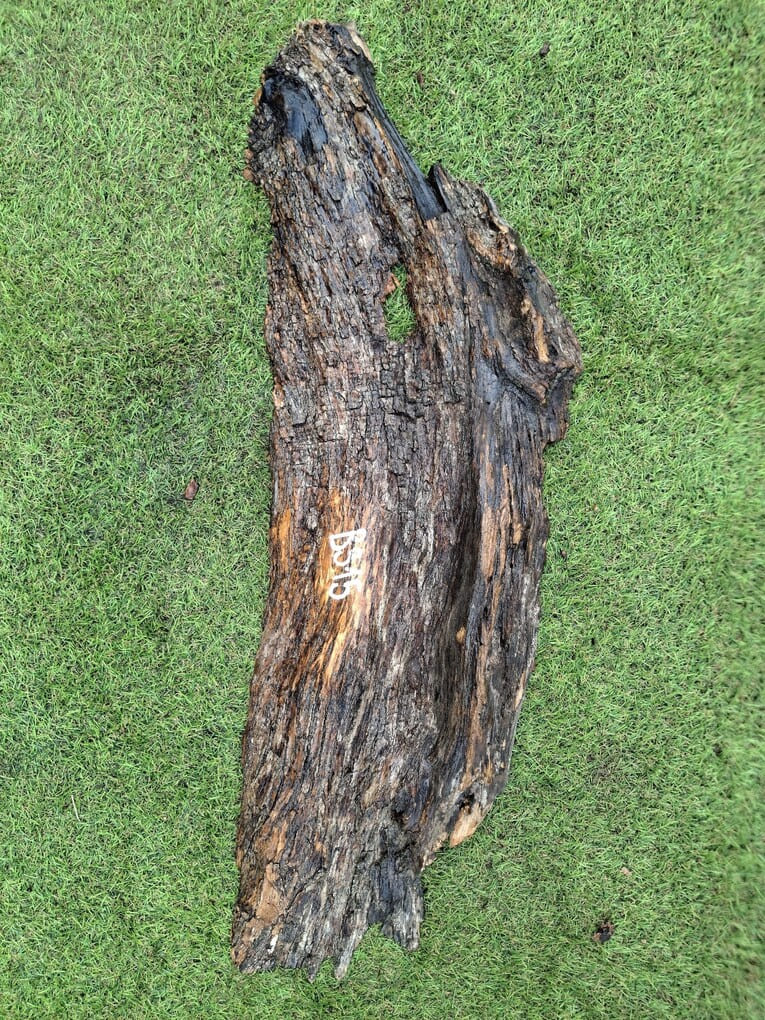 B315 Olivová deska 65x23x3 cm