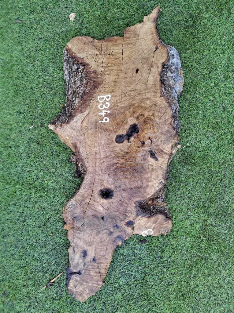 B349 Olivová deska 52x23x3,5-5 cm