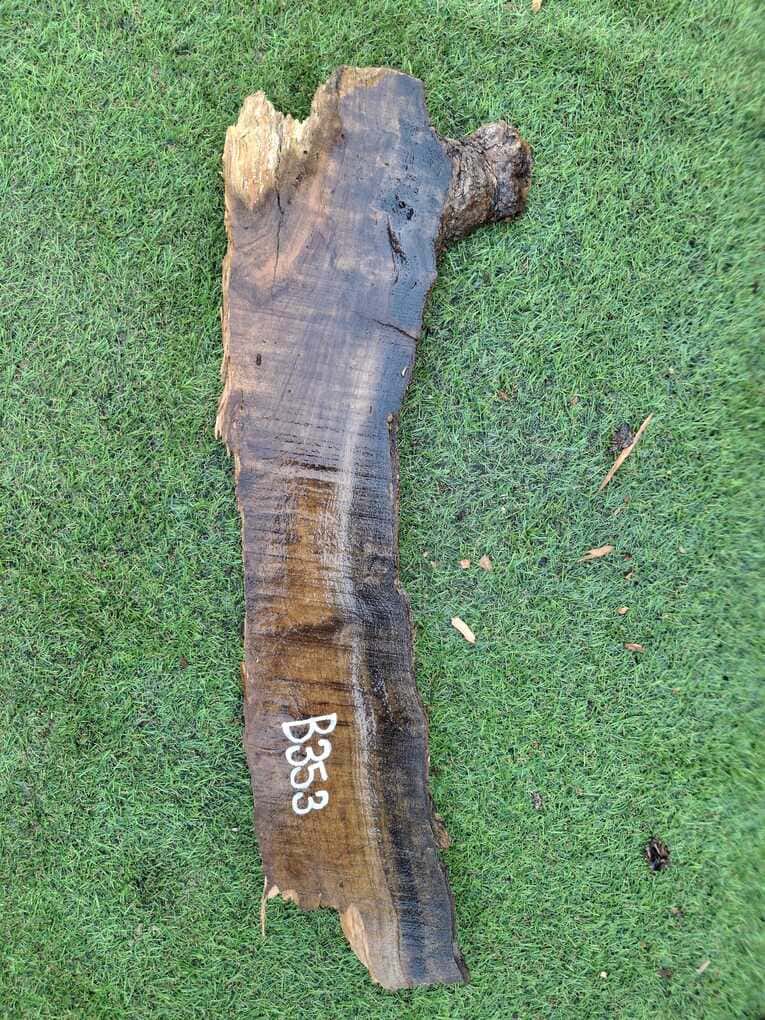 B353 Olivová deska 55x10x5 cm