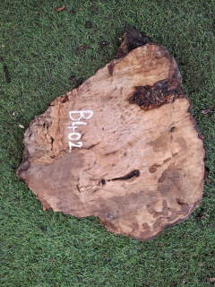 B402 Olivové dřevo 27x19x4,5 cm