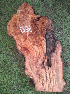 B513 Olivová deska 43x17x4,5 cm