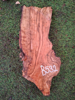 B532 Olivová deska 29x11x4,5 cm