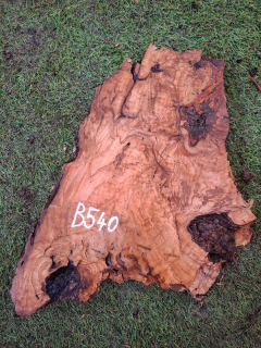 B540 Olivová deska 33x22x4,5 cm